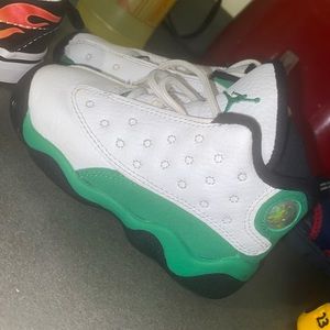 Size 4c-6c infants Jordan’s a pair on vans low top nice air forces blue crocs